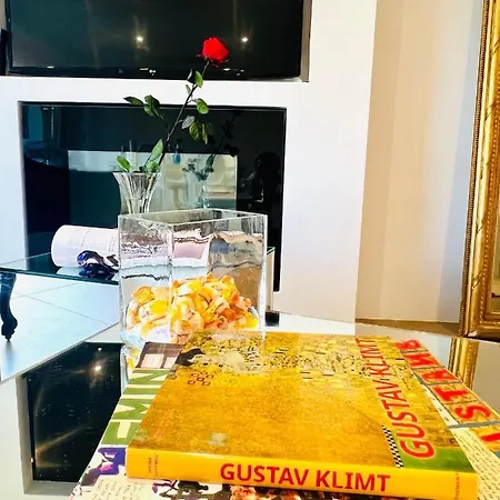 Δωμάτια σε οικογενειακή κατοικία Private Sainttropez *