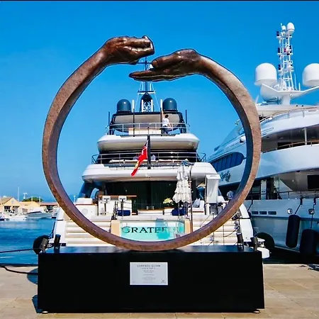 Private Sainttropez Δωμάτια σε οικογενειακή κατοικία *